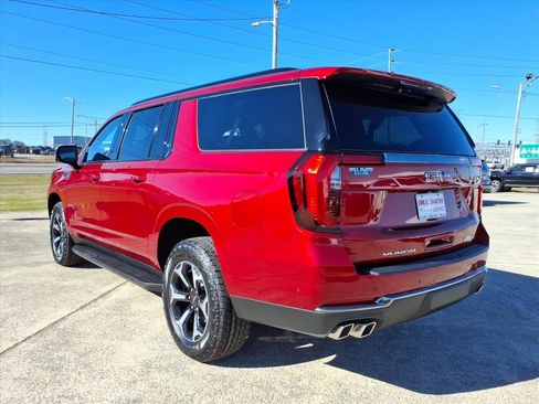 New 2026 GMC Yukon XL AT4 image 5
