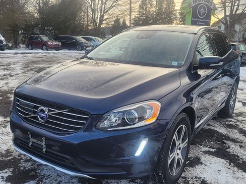 Used 2015 Volvo XC60 T6 Platinum w/ Climate Package image 4