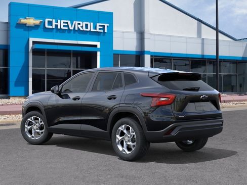 New 2026 Chevrolet Trax LS FWD image 3