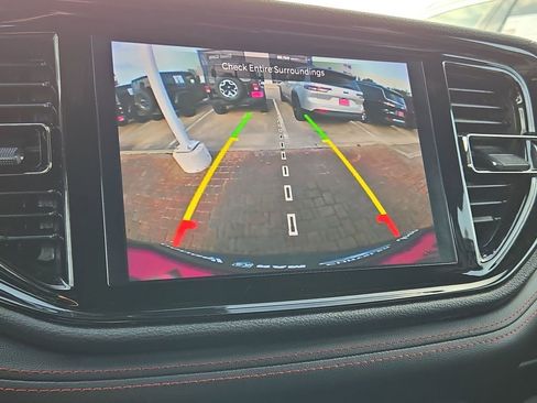 Used 2024 Dodge Durango GT image 22