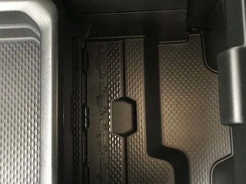 New 2026 RAM 1500 Laramie w/ Sport Appearance Package image 21