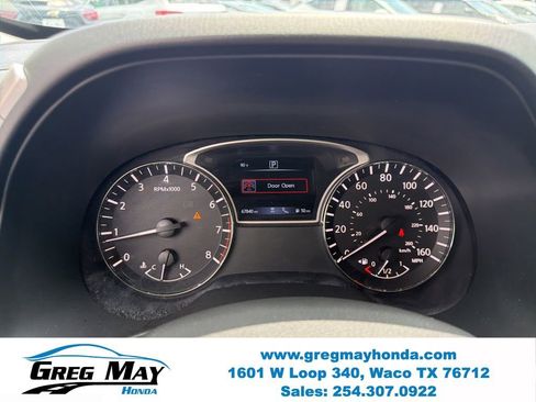 Used 2019 Nissan Pathfinder SL FWD image 14