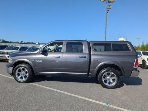 Used 2017 RAM 1500 Laramie w/ Convenience Group AWD/4WD image 6