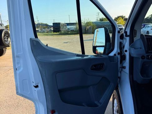 Used 2016 Ford Transit 250 130 Low Roof w/ Exterior Upgrade Package image 27
