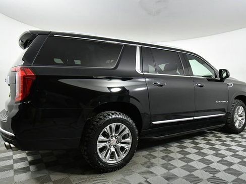 Used 2021 GMC Yukon XL Denali image 10