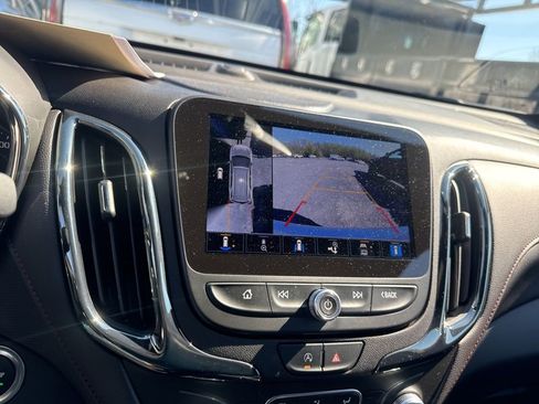 Used 2024 Chevrolet Equinox RS w/ RS Leather Package image 25