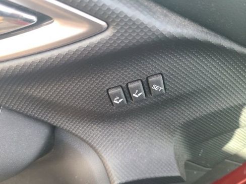 Used 2021 Subaru Forester Touring image 19