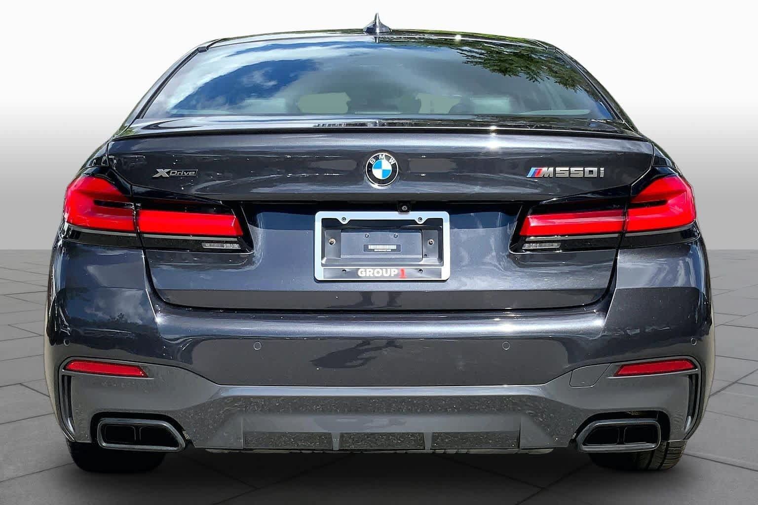 Used 2021 BMW M550i xDrive w/ Executive Package AWD/4WD image 5