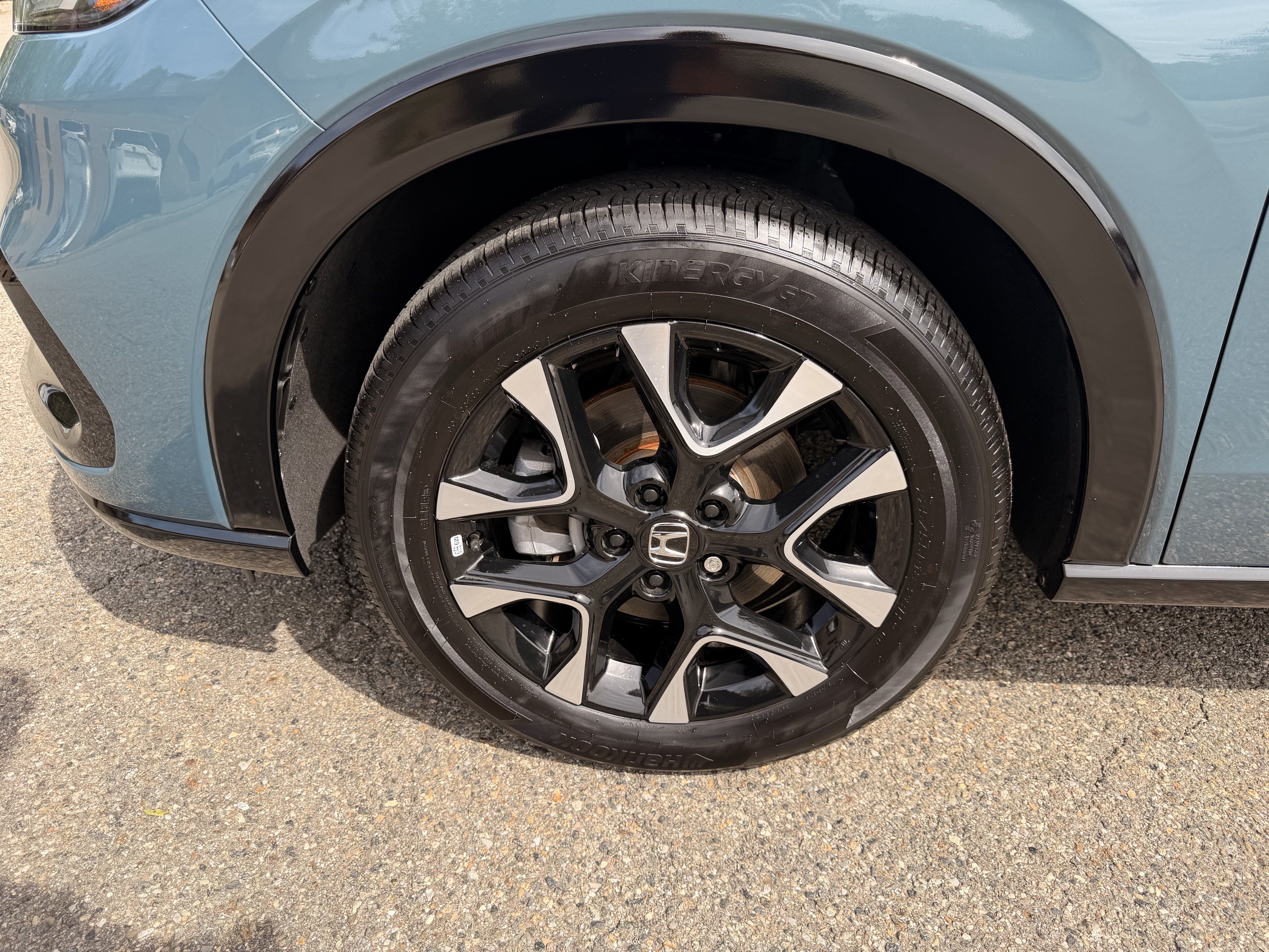 Used 2026 Honda HR-V EX-L image 8