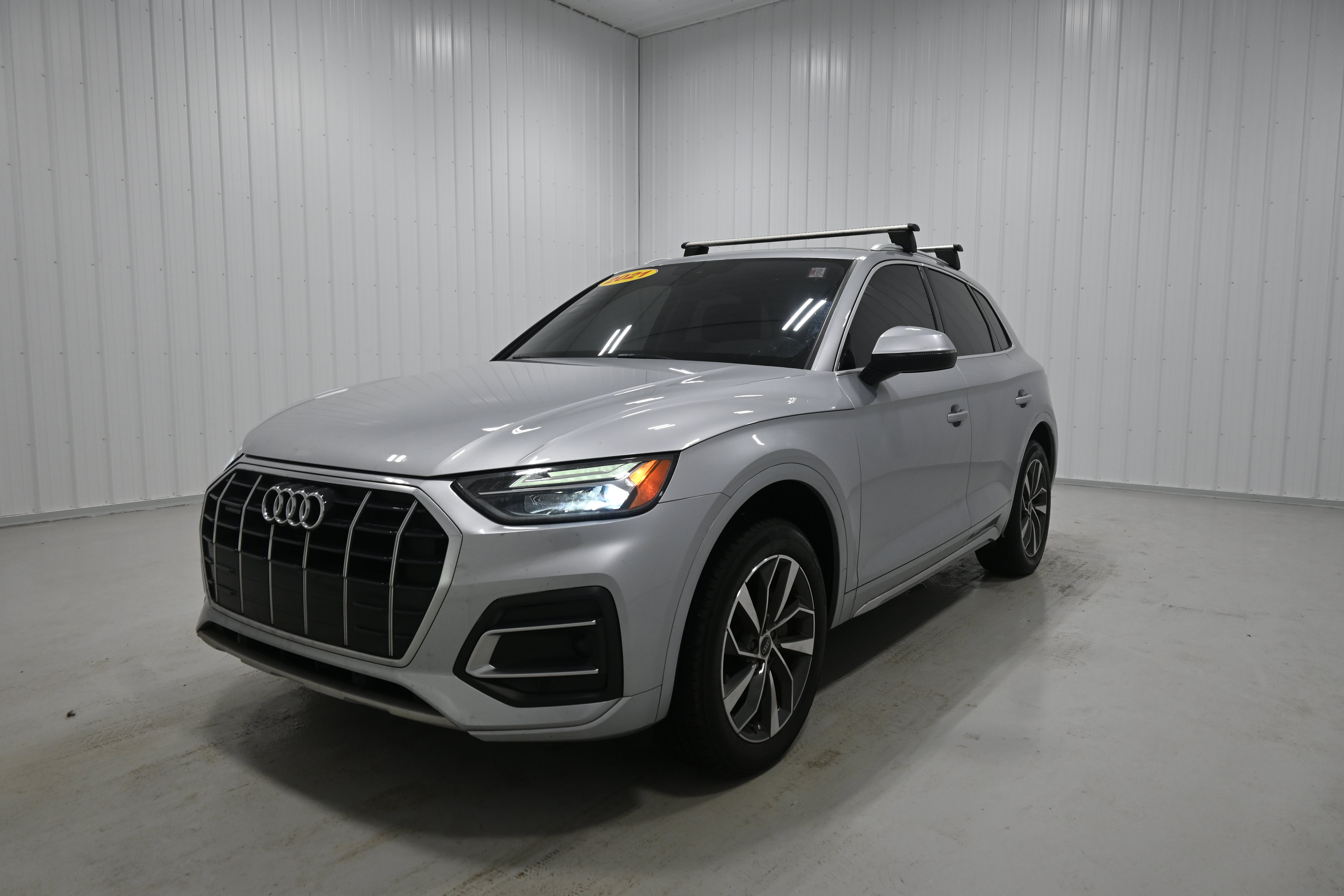 Used 2021 Audi Q5 2.0T Premium w/ Convenience Package AWD/4WD image 23