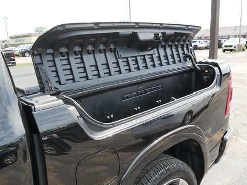Used 2019 RAM 1500 Limited AWD/4WD image 36
