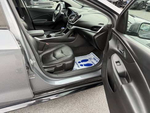 Used 2018 Chevrolet Volt LT w/ LT Driver Confidence Package FWD image 12
