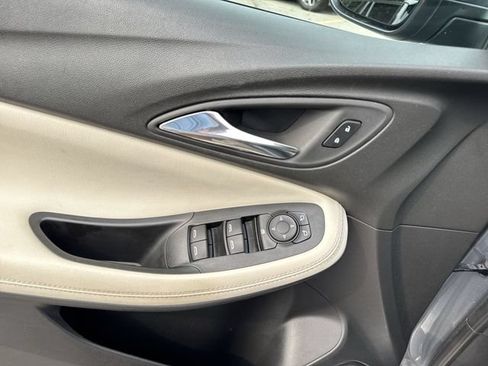 Used 2022 Buick Encore GX Preferred w/ Cold Weather Comfort Package FWD image 21