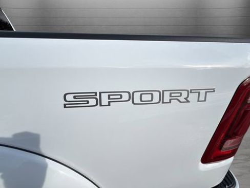 Used 2021 RAM 1500 Big Horn AWD/4WD image 39