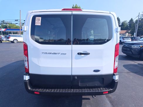 Used 2025 Ford Transit 250 Low Roof w/ Exterior Upgrade Package RWD image 5