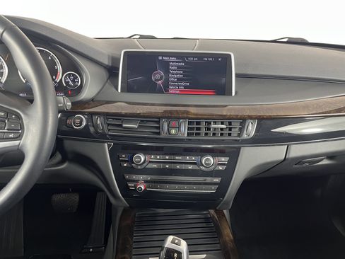 Used 2015 BMW X5 xDrive35d image 14