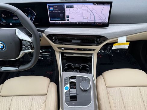 Certified 2025 BMW i4 xDrive40i AWD/4WD image 11