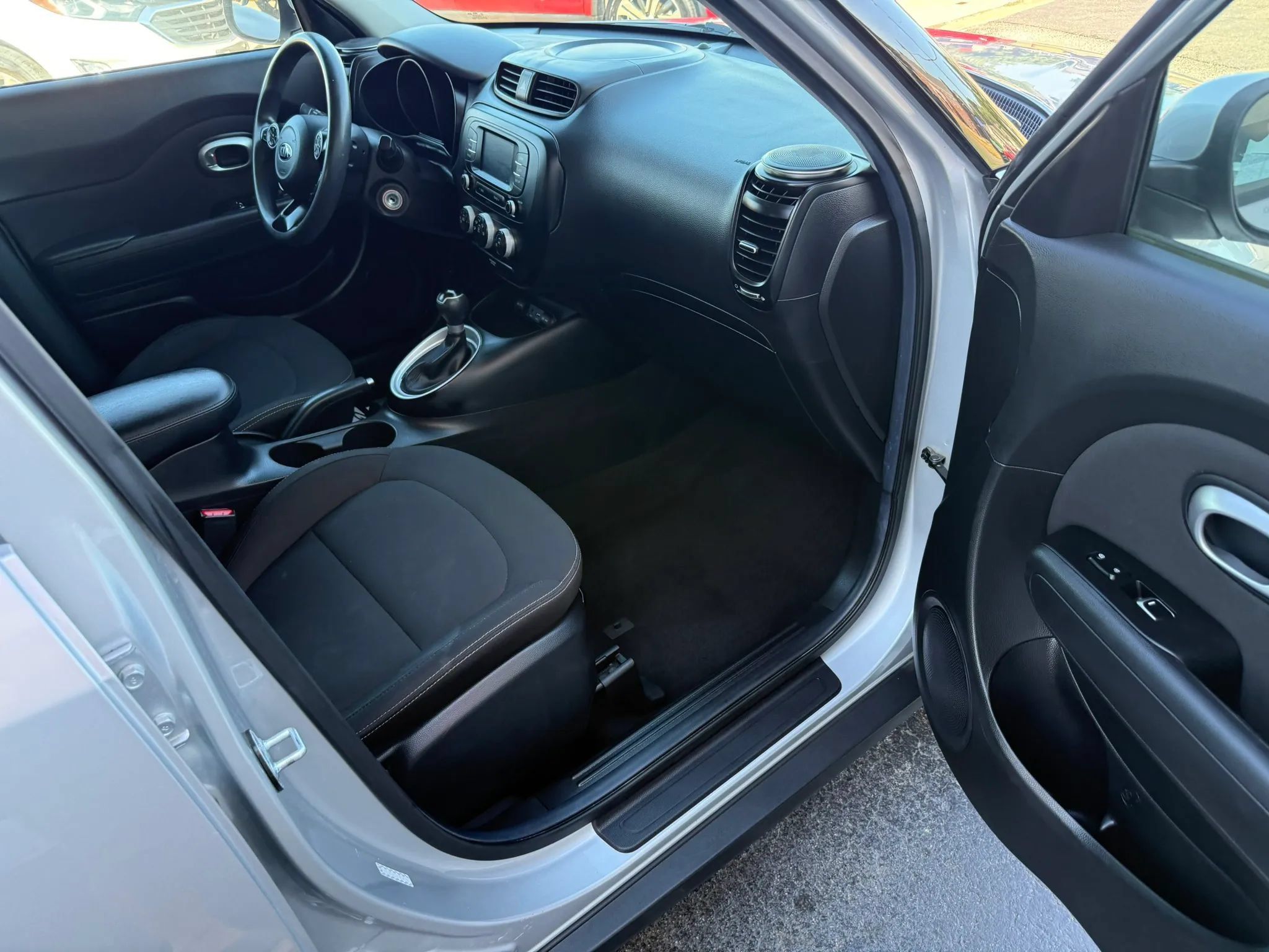Used 2019 Kia Soul FWD image 20