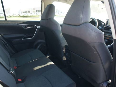 Used 2024 Toyota RAV4 XLE image 19