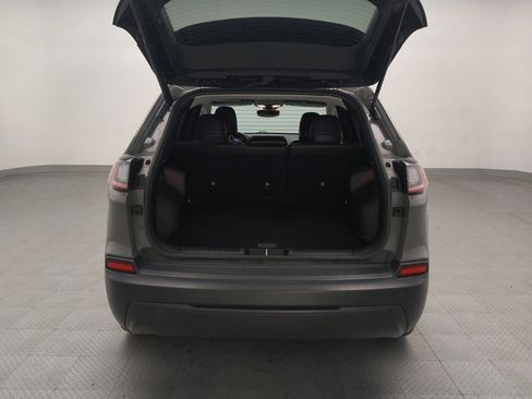 Used 2023 Jeep Cherokee Altitude Lux image 29