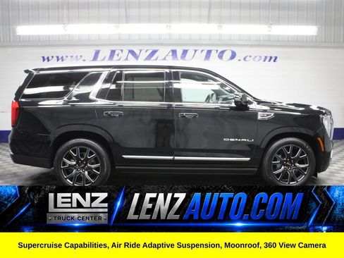 Used 2025 GMC Yukon Denali w/ Denali Reserve Package AWD/4WD image 1