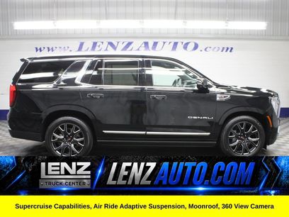 Used 2025 GMC Yukon Denali w/ Denali Reserve Package