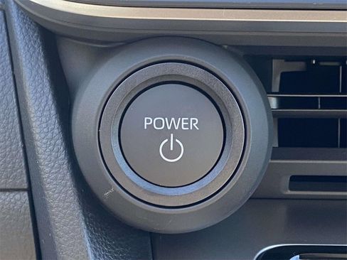 New 2026 Toyota Prius LE image 25