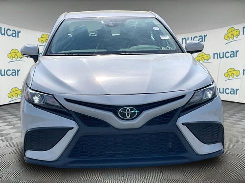 Used 2024 Toyota Camry SE FWD image 2