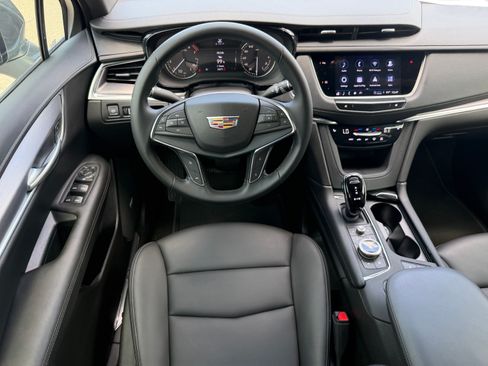 Certified 2024 Cadillac XT5 Luxury FWD image 14