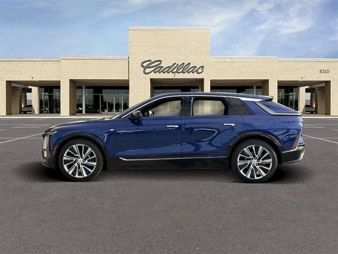 Used 2024 Cadillac Lyriq Luxury w/ Nappa Leather Package image 8