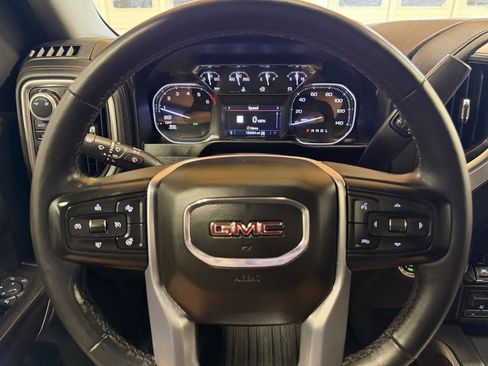 Used 2019 GMC Sierra 1500 SLT w/ SLT Premium Plus Package AWD/4WD image 16