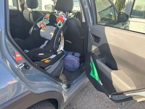 Used 2024 Subaru Crosstrek 2.0i Premium image 14