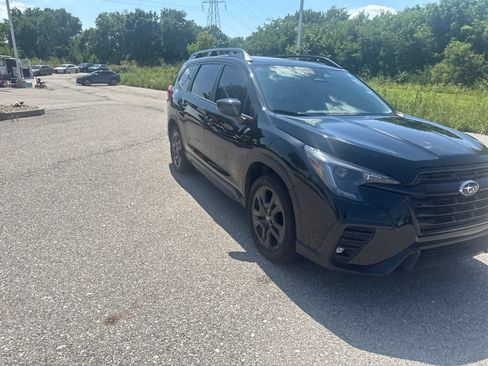 Used 2024 Subaru Ascent Onyx Edition AWD/4WD image 3