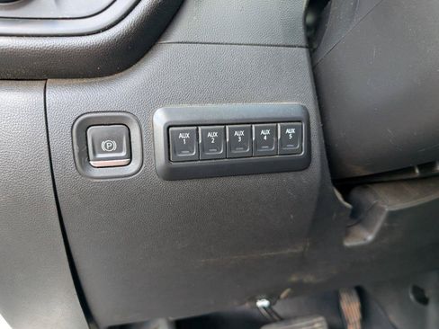 Used 2021 Chevrolet Silverado 3500 W/T w/ WT Convenience Package AWD/4WD image 28