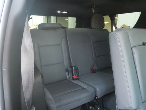 Used 2022 GMC Yukon XL SLE image 14