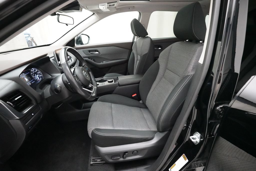 Used 2021 Nissan Rogue SV AWD/4WD image 7