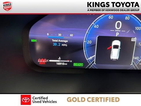Certified 2025 Toyota RAV4 Limited w/ Advanced Technology Package AWD/4WD image 27