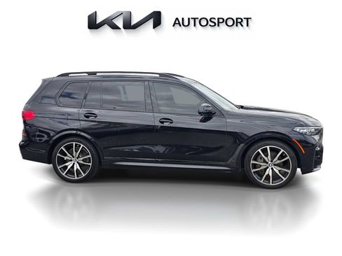 Used 2019 BMW X7 xDrive50i w/ M Sport Package AWD/4WD image 6