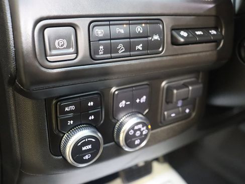 Used 2023 GMC Yukon Denali Ultimate AWD/4WD image 48