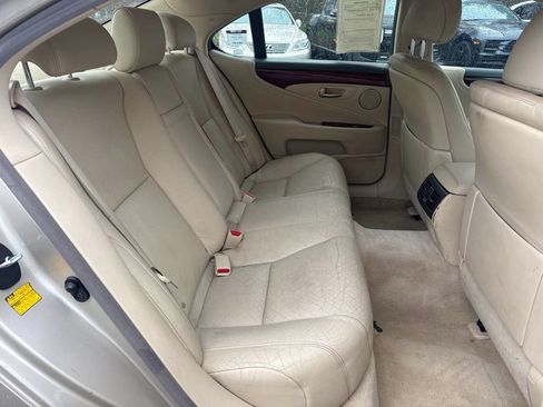 Used 2010 Lexus LS 460 image 10