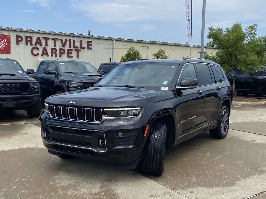 Used 2021 Jeep Grand Cherokee L Overland w/ Luxury Tech Group IV AWD/4WD image 38