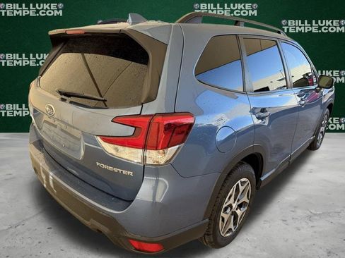 Used 2020 Subaru Forester Premium image 6