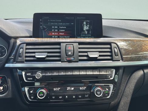 Used 2017 BMW 430i Convertible RWD image 11