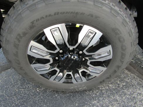 New 2026 GMC Sierra 2500 Denali image 7