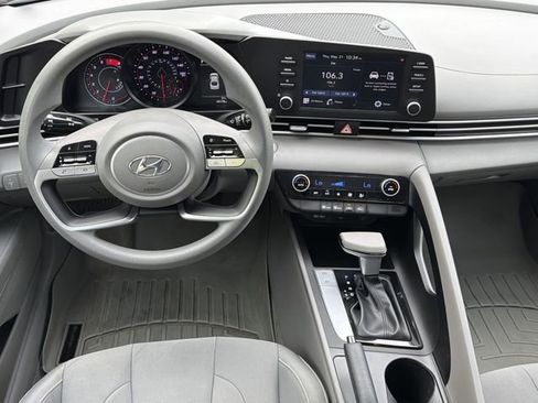 Certified 2023 Hyundai Elantra SEL FWD image 22