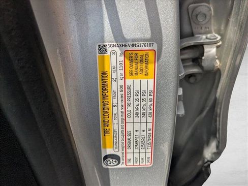 Used 2022 Chevrolet Equinox LS FWD image 15