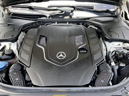 Used 2019 Mercedes-Benz S 560 4MATIC Coupe image 24