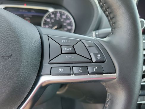 Used 2025 Nissan Sentra SV w/ All-Weather Package image 17