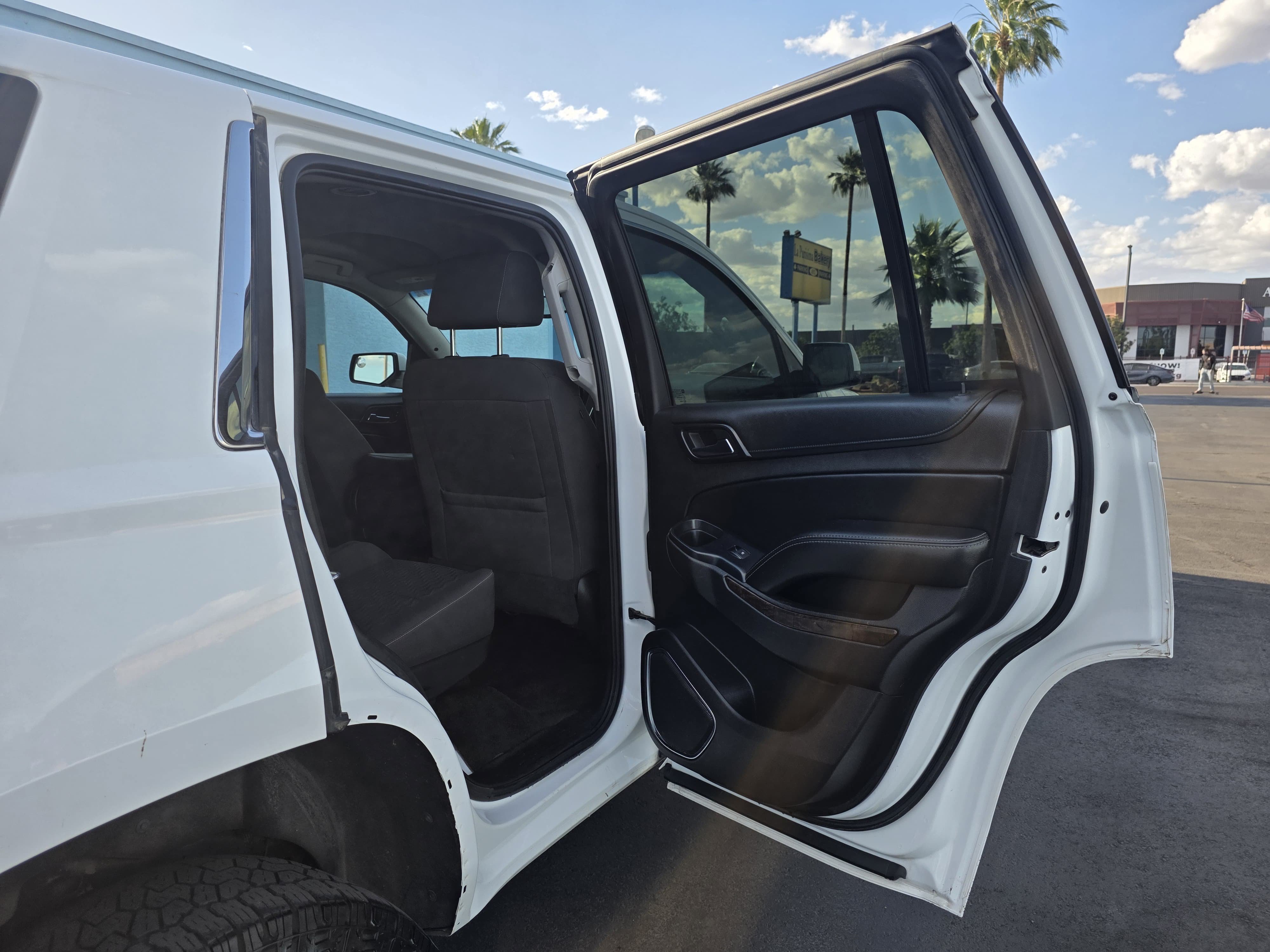 Used 2017 Chevrolet Tahoe 4WD w/ Max Trailering Package image 17