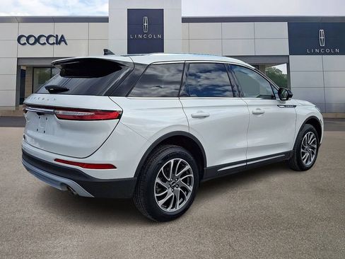 Certified 2022 Lincoln Corsair AWD w/ Equipment Group 101A image 6